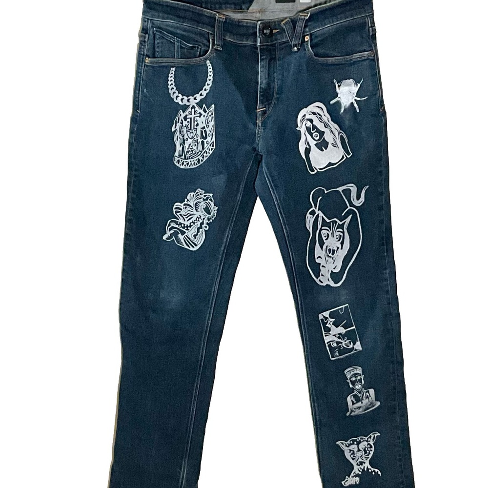Volcom jeans straight leg blue jean and refined simplicity on denim. - Picture 4 of 6
